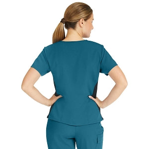 Medline Michigan ave Women's Yoga-Style Stretch Scrub Top with 1 Pocket - Michigan ave Women's Yoga-Style Stretch Scrub Top with 1 Pocket, Size M, Caribbean Blue - 5564CRBM