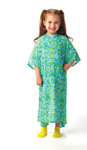 Encompass Group Discovery Pediatric Gowns - Pediatric Gown, Raining Cats and Dogs, Size 3/4 - 45771-304