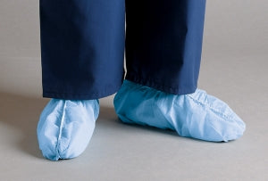 Cardinal Health Fluid-Resistant SMS Shoe Covers - Fluid-Resistant SMS Antiskid Shoe Cover, Size 2XL - 5859