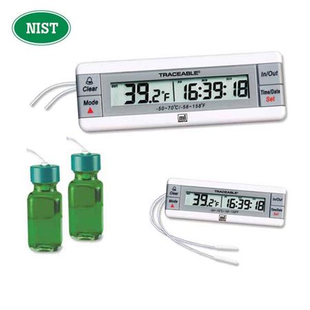 Dual Thermometer With Waterproof Probes