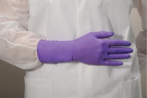 Halyard Healthcare Purple Nitrile Exam Gloves - Powder-Free Purple Nitrile Exam Gloves with Textured Fingertips, Sterile, Size M - 55092