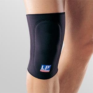 La Pointique Int'l Standard Knee Support (Closed Patella) - Standard Knee Support with Closed Patella, Size M - L707-34