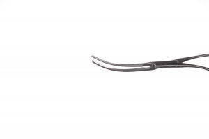 Medline DeBakey Cardiovascular Forceps - 5-1/8" (13 cm) DeBakey Cardiovascular Tissue Forceps with Curved 2 mm Tip - MDG0498724