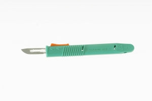 Myco Medical Technocut Plus Disposable Safety Scalpels - Retractable Safety Scalpel, Sterile, #20 - 6008TR-20