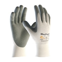 MaxiFoam Nitrile-Coated Foam Glove, Size L