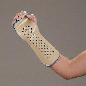 DeRoyal Long Metacarpal Splints - Long Metacarpal Forearm Splint with Foam, Child, Right - 9148-01