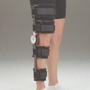 DeRoyal Transition Knee Braces - Transition Full Foam Knee Brace with Adjustable ROM - KB5000-00