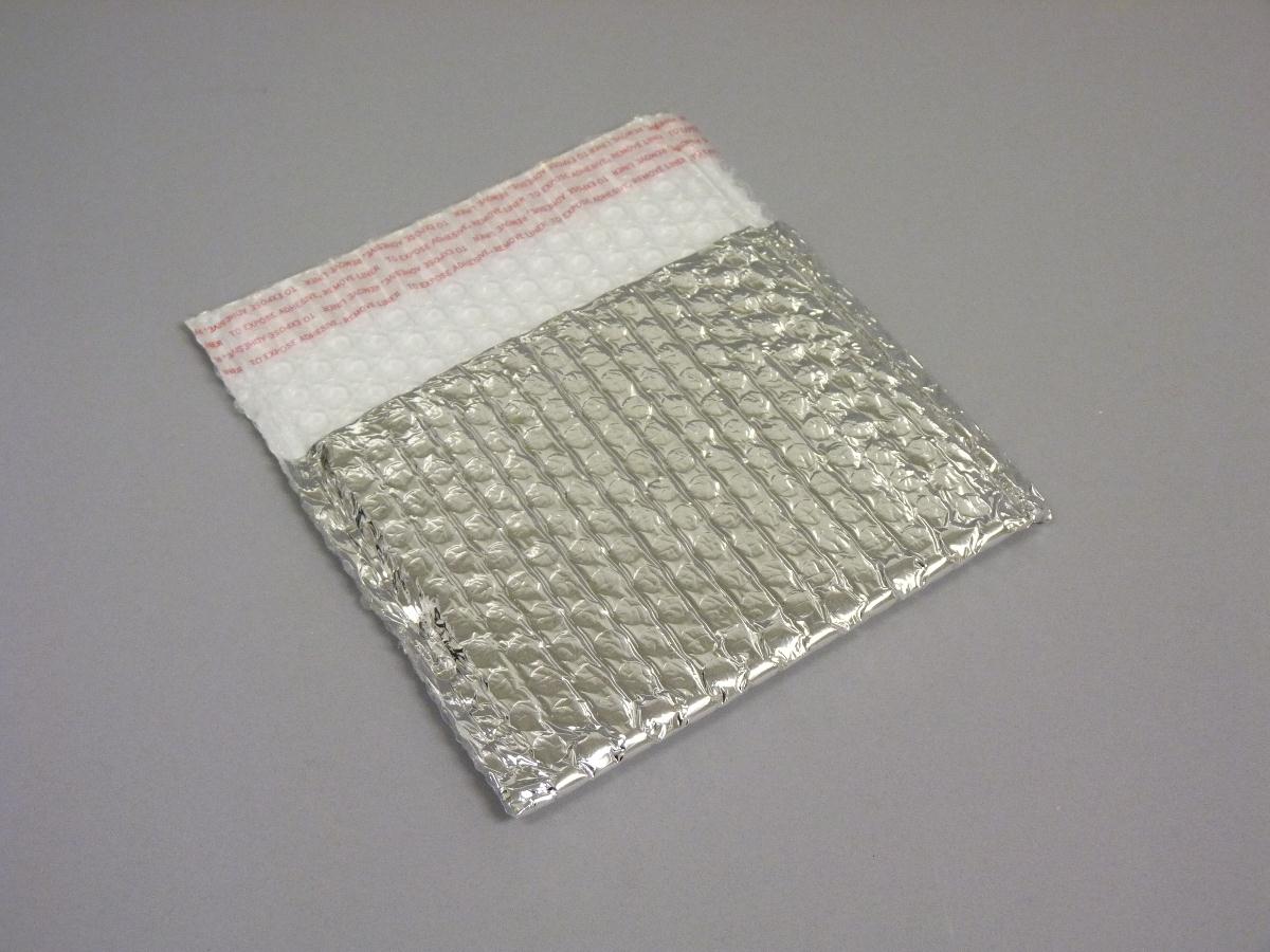 Foil Bubble Pouch Mailer by Therapak