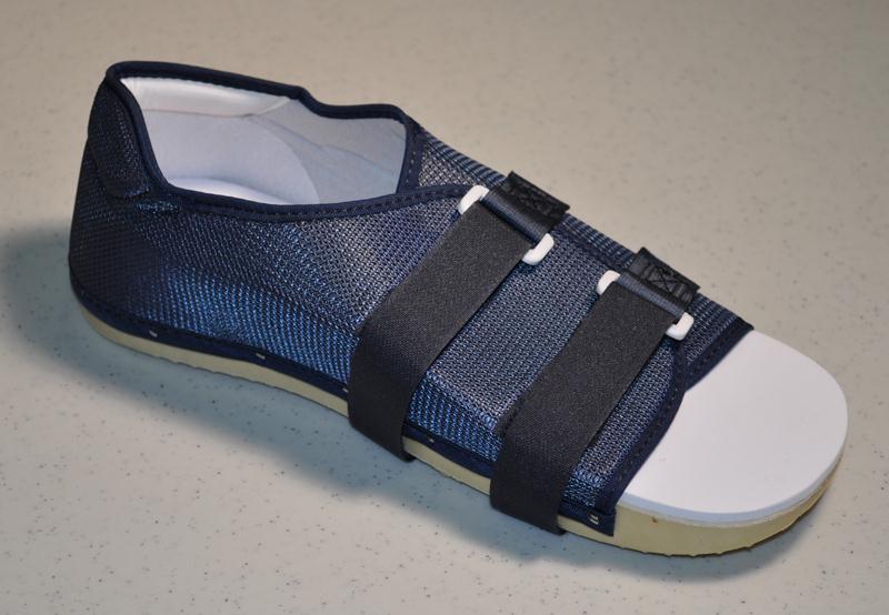 Deluxe Post-Op Shoes by Kenad SG Medical