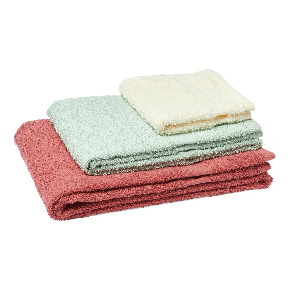 Medline Medline Fine Spun Bath Towels - Premium Ring-Spun Terry Bath Towel, 100% Cotton, Seafoam, 24" x 50", 10.5 lb./Dz. - MDTBT5C10SEA