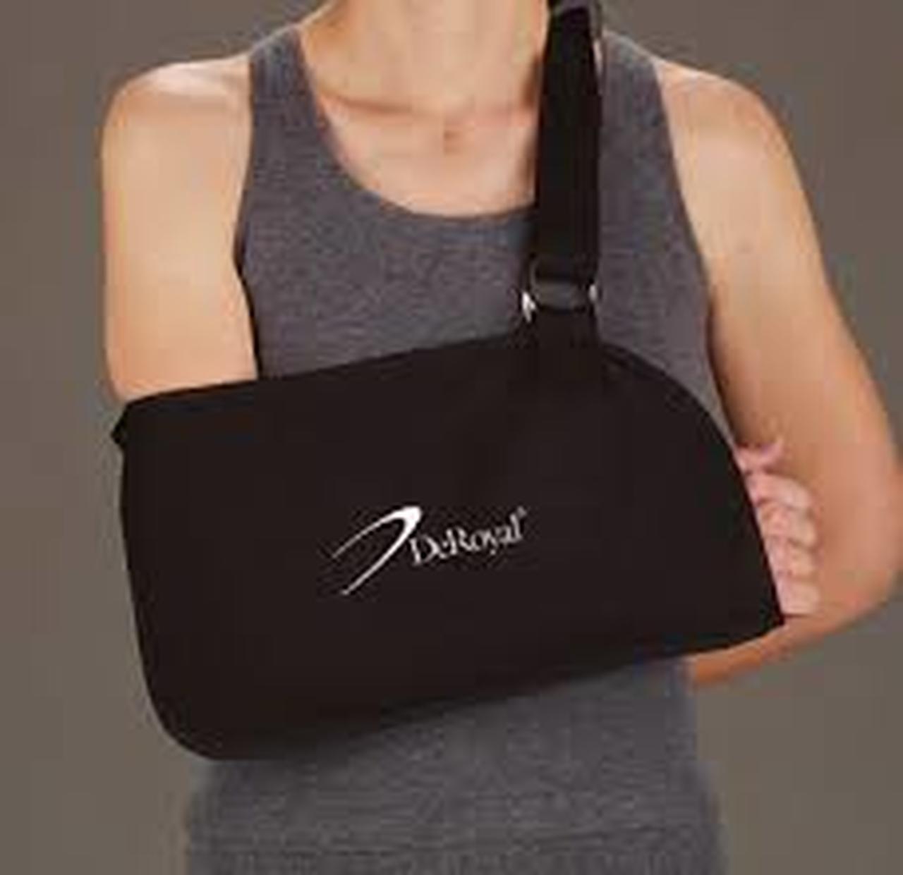 DeRoyal Arm / Shoulder Immobilizers - Arm and Shoulder Immobilizer, Size M - A111006