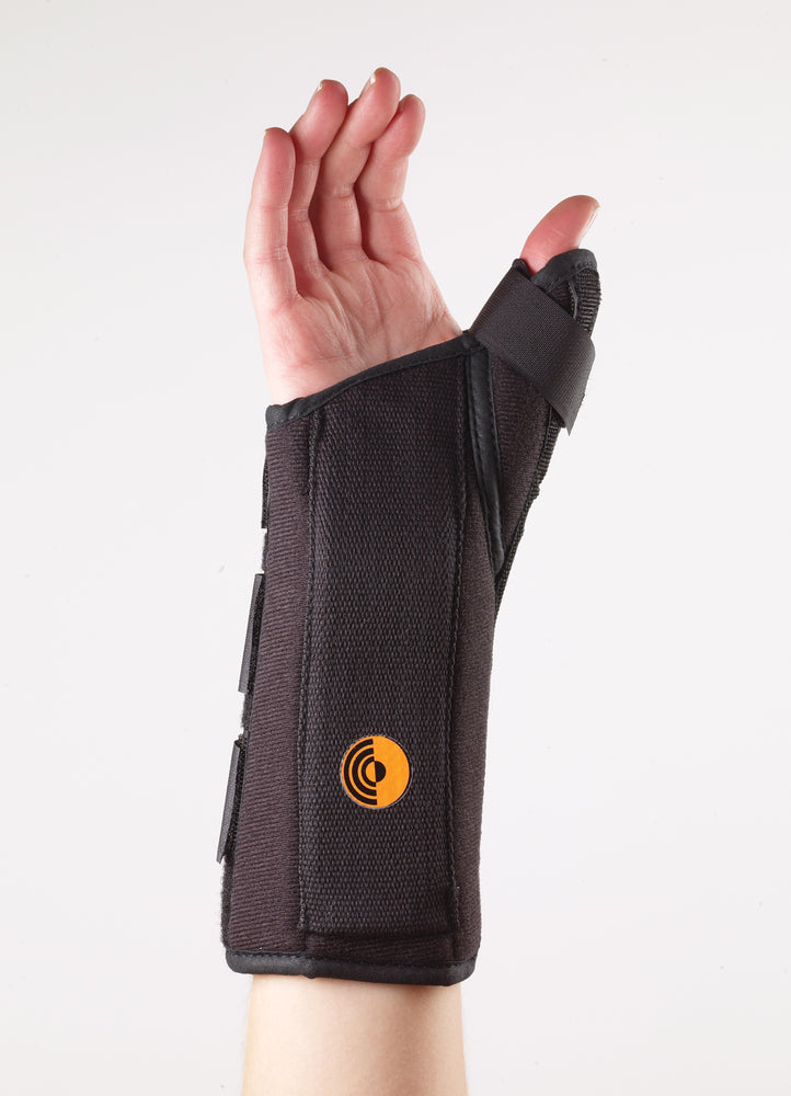 Ultra Fit Wrist Splint with Abducted Thumb